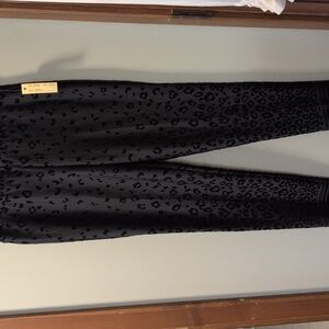 Melissa Paige velvet like stretch pants